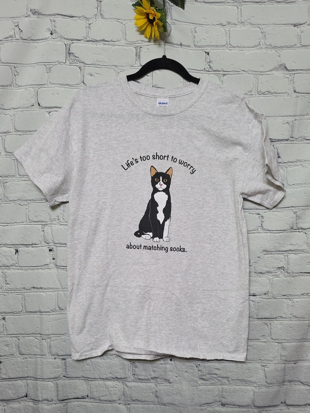 Gilden Novelty t-shirt "Life's Too Short..." Cotton Light Heather Grey Sz M
